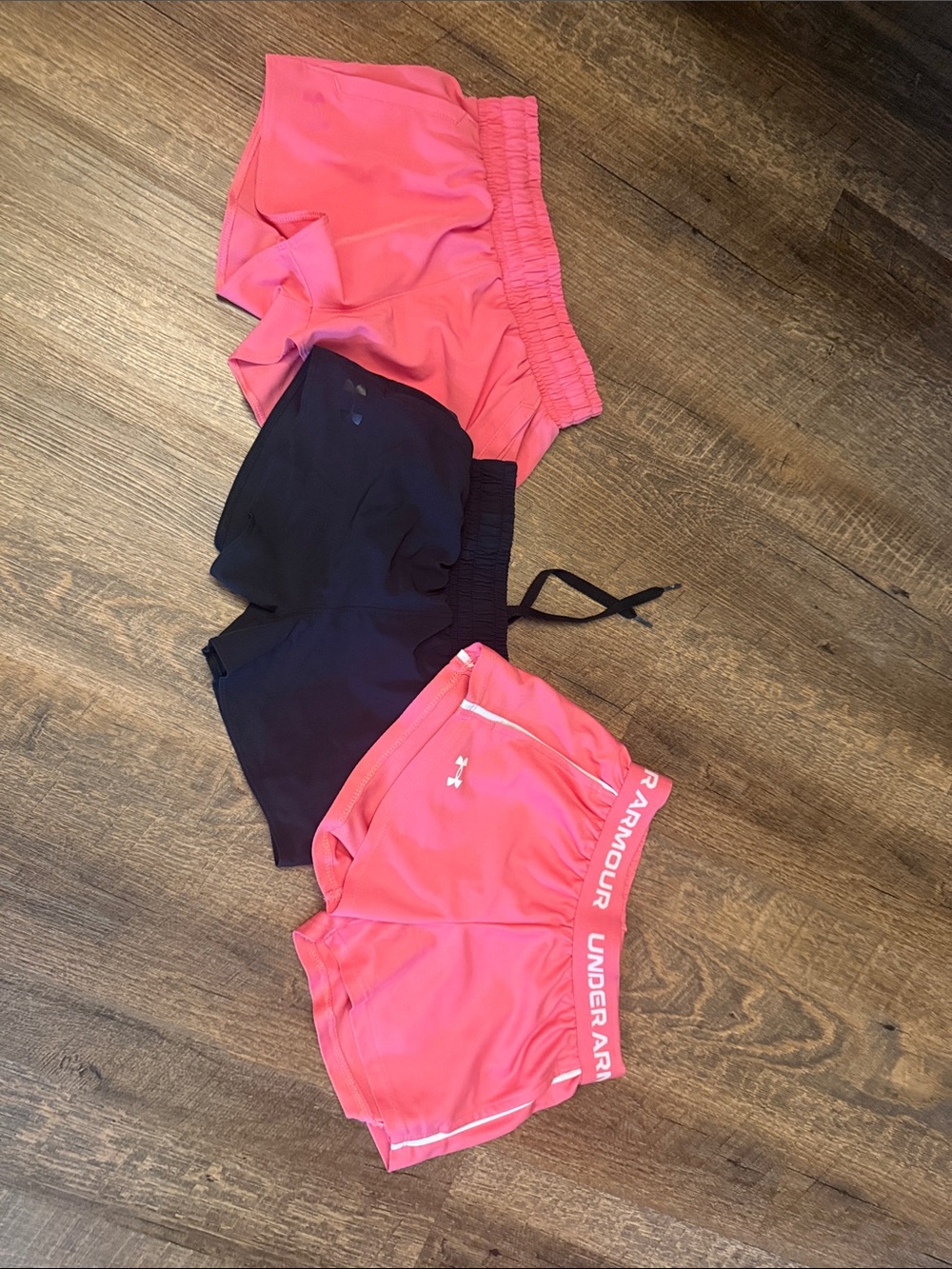 Under Armour girls xs Pink Athletic Shorts - Lightweight Performance
